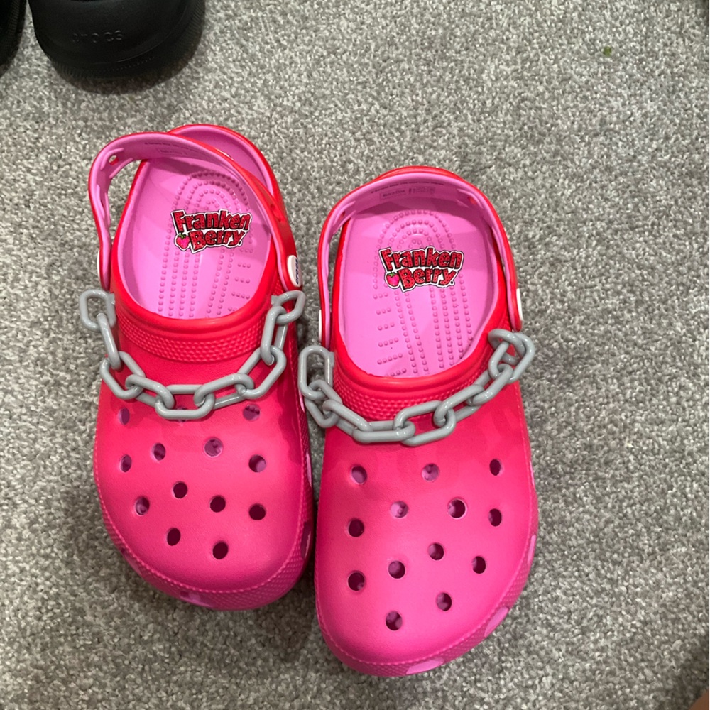 Crocs